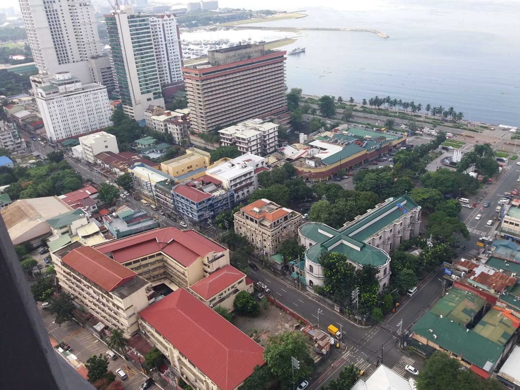 Malate Bayview Mansion City View マニラ市 エクステリア 写真